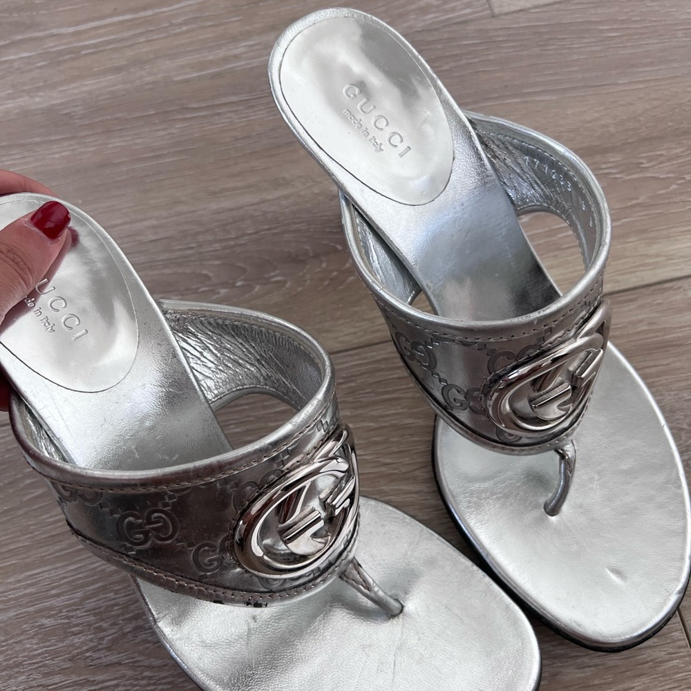 Sandals Gucci argenté